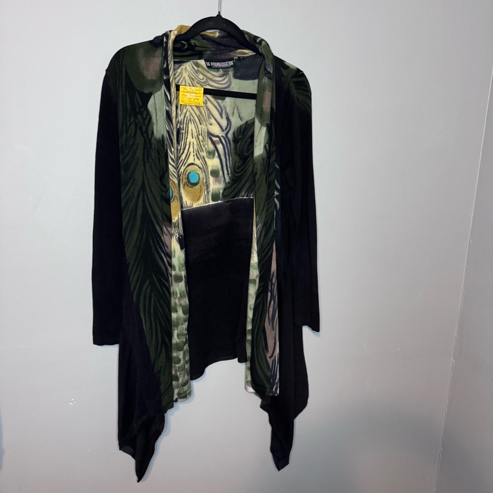 The Pyramid Collection Black and Green Cardigan with Feather Design